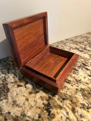 Wood Trinket Box    MTS