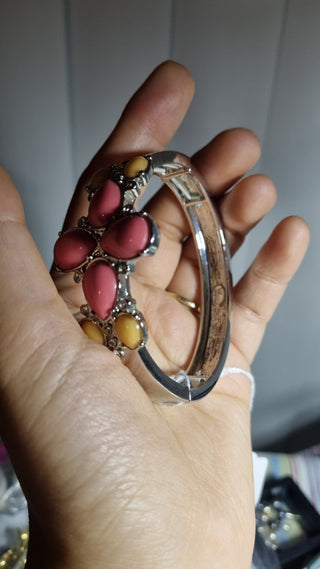 Vintage Lia Sophia bracelet pink