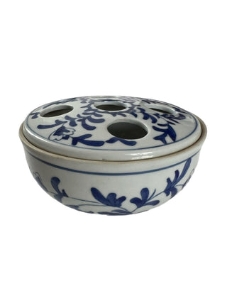 Vintage Chinese bulb pot, flower frog|74391