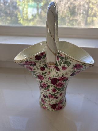FORMALITIES BY BAUM BROS PORCELAIN BASKET VASE ROSES, GOLD ACCENTS 9"x7"-RSV