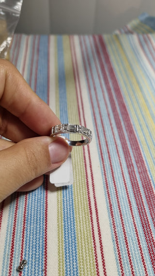 Costume ring with rhinestones Sz9.5|68317