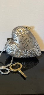 #2298 Heart Music Box RSV
