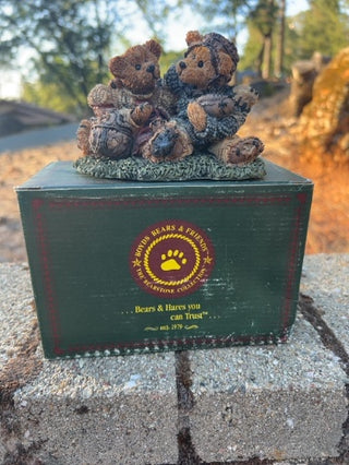 WITH BOX Boyds Bears "Grenville & Knute... Football Buddies"