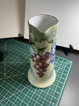 Ceramic pitcher with grapes and vines|53410