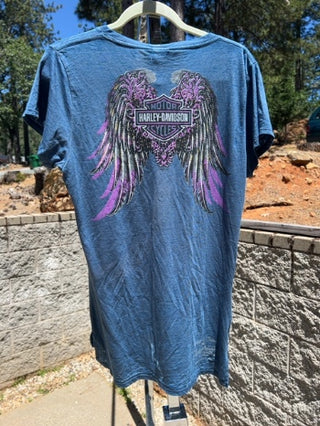 NWT Harley-Davidson women's blue v-neck t-shirt featuring a embellished graphic Size L