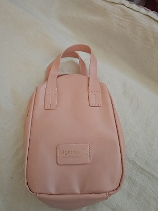 Salmon Travel bag