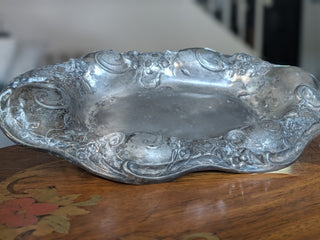 Antique Middletown Plate Co Art Nouveau Silver Plated Vanity Tray NIS