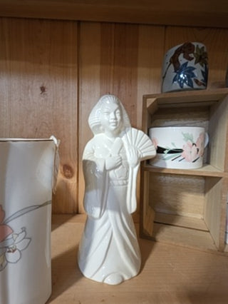 $3 OFF - Vintage Benihana of Tokyo Geisha Girl #2 - Tall Tiki Mug
