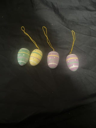 wood paint Easter eggs rsv