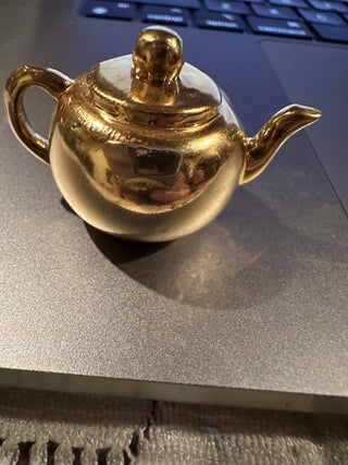 Miniature teapot #62 VV MTS|64915