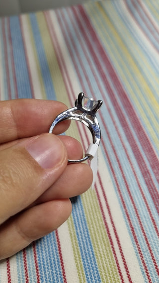 Costume ring with huge CZ Sz7|68324