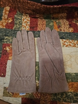 Vintage Fownes Suede Women's Leather Gloves