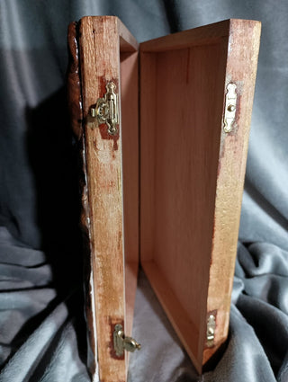 Beloved - poly box - rsv|145613