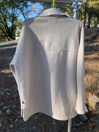 light beige Banana Republic 4-pocket shacket Size XL