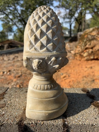 KW Artichoke Plaster Bookend 10”