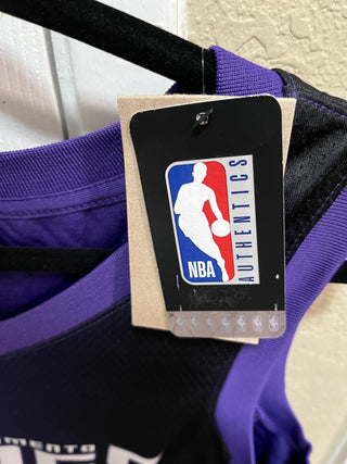 NEW Men's Sz Small King's Fox Jersey #5 Nike Authentic NBA Apparel RCD|117314