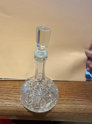 Vtg. Lenox Cut Crystal Pinwheel pattern Squat Decanter w/stopper RCD