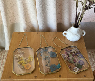 Pressed Flower Brass Frame (LZD - RSV)|108578
