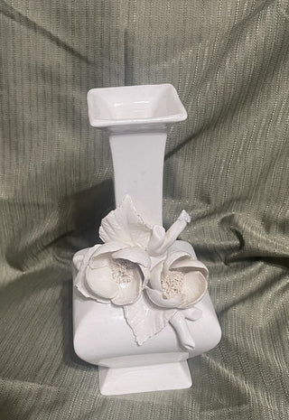 vintage ceramic cream colored vase rsv
