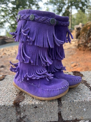 purple suede Minnetonka 3-Layer Fringe Boots Toddler Size 9