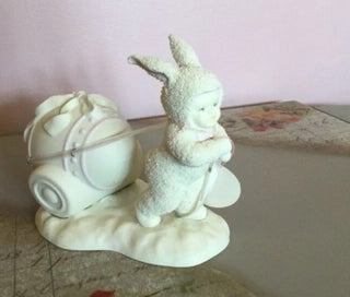 #62 VV Dept 56 Snow Bunnies 1994 Easter Delivery - Pulling Easter Egg Cart MTS