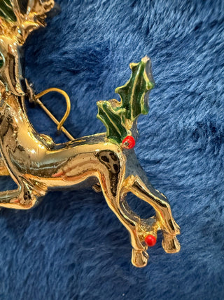 Christmas Deer Brooch Pin Gold Tone Holly Ivy Berry Enamel Holiday Vintage|139011