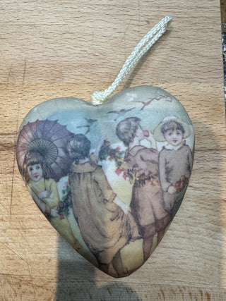 Victorian Heart Ornament-KL RCD