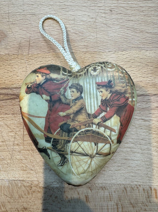Victorian Heart Ornament-KL RCD