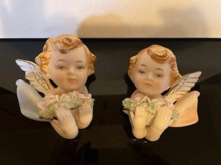 #2752 Cherub Pair Wall Plaques RSV