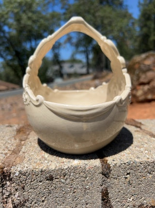 Napcoware Ceramic bisque, Victorian basket