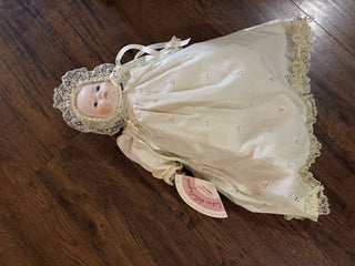 Vintage Porcelain Doll (Musical) Victoria Ashley Original w/Tags RCD