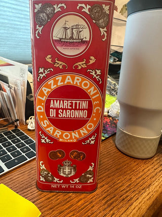 Vtg. Amarettini Di Saronna Red/orange/white tin 10"x3x3" RCD