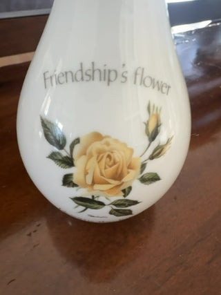 AJ - Yellow Rose Vase MTS