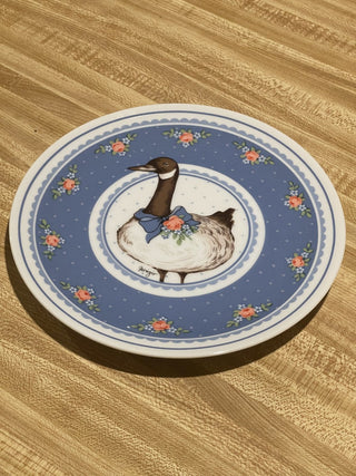 8.5" Vtg '85 Fabrizio Goose Plate by G Good--SP MTS