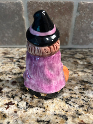 Witch with Broom Figurine   MTS|110291