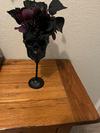 Black Skeleton Head With Black Flowers in head|112151