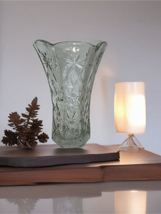 Vintage Star of David or Oasis Vase 8.5"
