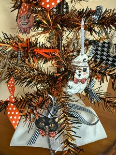 Small Decorated Halloween Tree
