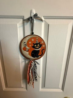 Wooden Halloween Plaque