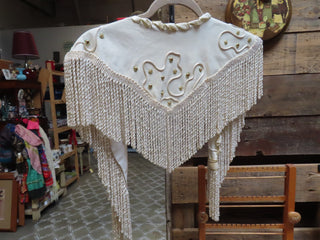 White leather shawl/collar with fringe