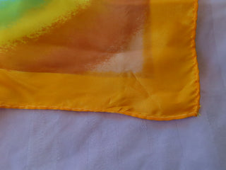 Large scarf in oranges