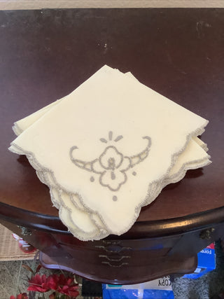 Vintage Cloth Napkins Set of 4