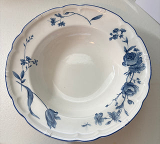 vintage Nikko antoinette blue 9 inch soup/pasta bowl R60