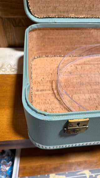 Lady Baltimore Suitcase Bar