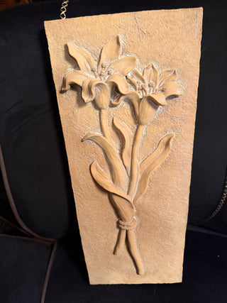 Vintage Floras Botanical Wall Hanging White Plaster Lilies VV MTS