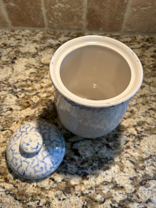 Folk Craft Sponge  Canister with Lid