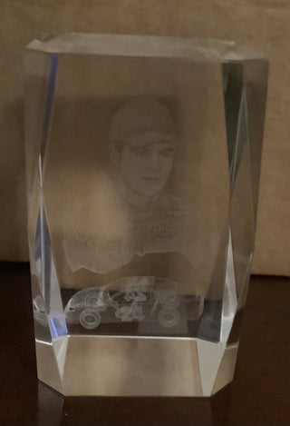 Jeff Gordon #24 Etched crystal paperweight 3D