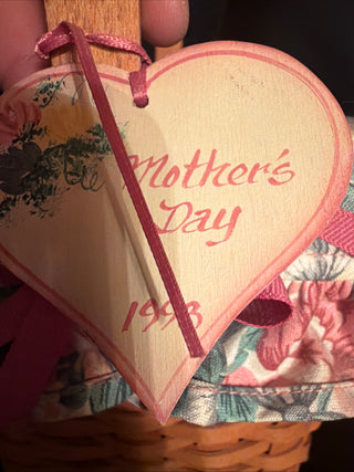 Longaberger Baskets 1993 Mothers Day Basket Fabric Liner Plastic Protector VV