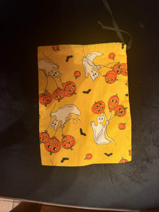 3 Halloween fabrics