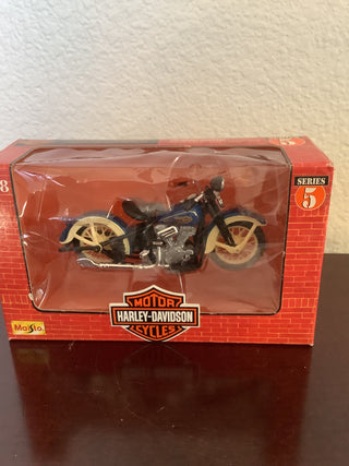 Harley-Davidson 1:18 scale die-cast model